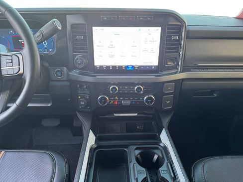 Used 2024 Ford F350 Platinum w/ FX4 Off-Road Package image 15