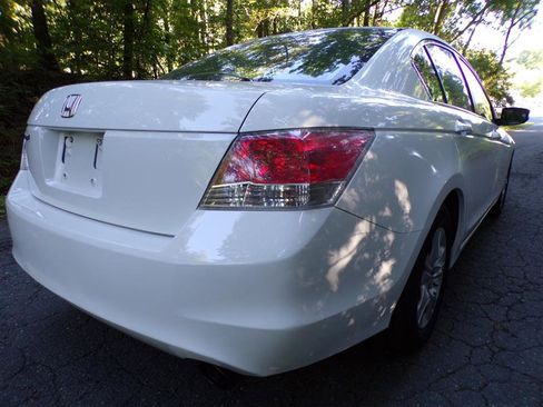 Used 2009 Honda Accord LX-P image 8