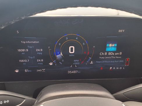 Used 2025 Chevrolet Traverse LT AWD/4WD image 17