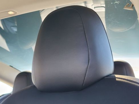 Used 2020 Tesla Model 3 Long Range image 13