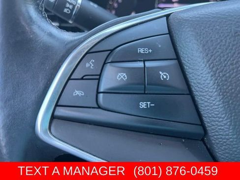 Used 2017 Cadillac XT5 Luxury w/ Driver Awareness Package AWD/4WD image 27