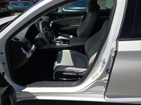 Certified 2020 Honda Accord LX image 11