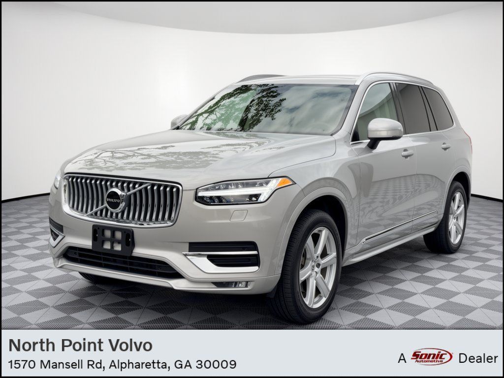 Used 2024 Volvo XC90 B5 Core w/ Protection Package Premier AWD/4WD image 1