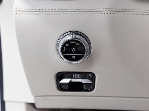 Used 2023 Mercedes-Benz SL 63 AMG 4MATIC image 11