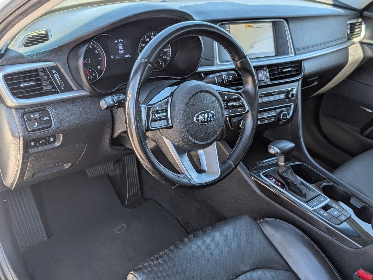 Used 2020 Kia Optima Premium FWD image 14