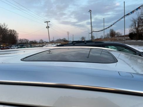 Used 2014 Toyota Highlander Limited image 8