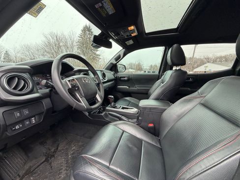 Used 2021 Toyota Tacoma TRD Pro image 8