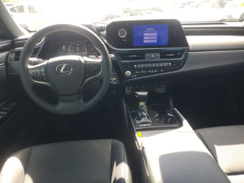 Used 2023 Lexus ES 350 w/ Premium Package image 9
