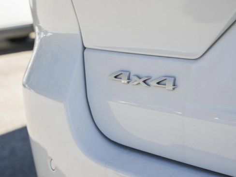 New 2025 Jeep Grand Cherokee Laredo X w/ Luxury Tech Group I image 8