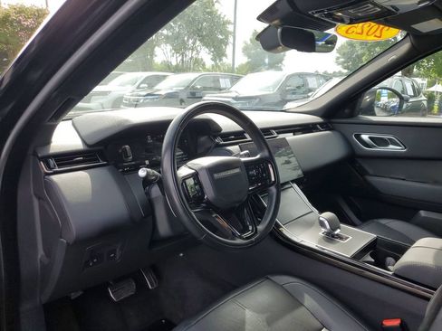 Used 2025 Land Rover Range Rover Velar Dynamic SE AWD/4WD image 20