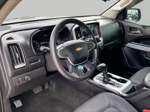 Used 2015 Chevrolet Colorado LT w/ LT Convenience Package RWD image 17