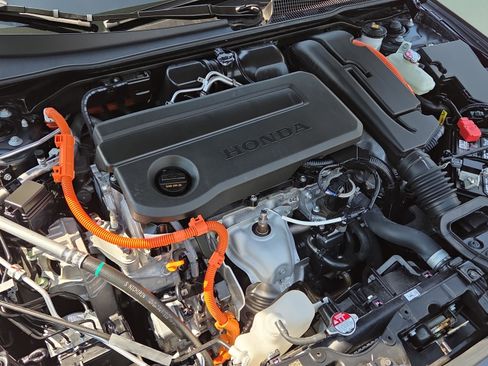 Used 2025 Honda Civic Sport image 19