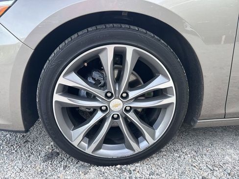 Used 2024 Chevrolet Malibu LT image 12