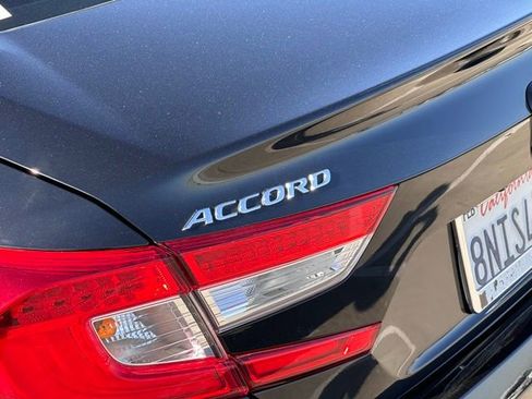 Used 2018 Honda Accord EX-L image 22