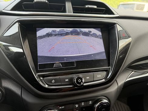 Used 2021 Chevrolet TrailBlazer LT w/ Convenience Package FWD image 24