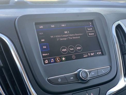 Certified 2024 Chevrolet Equinox LS FWD image 11