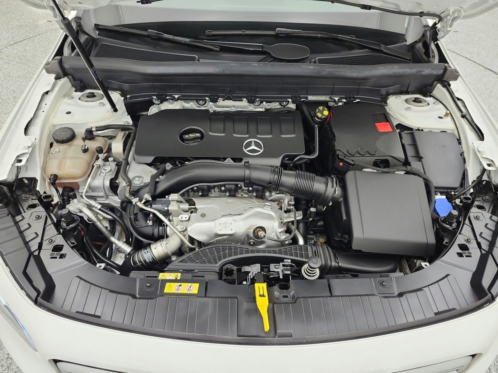 Used 2023 Mercedes-Benz GLB 250 image 17