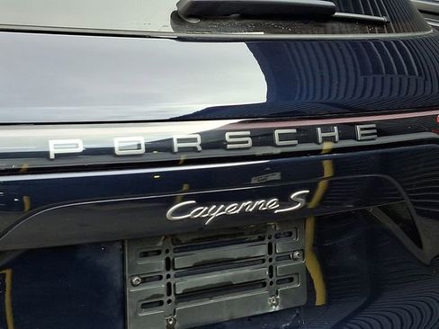Certified 2023 Porsche Cayenne S Platinum AWD/4WD image 34