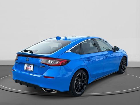 Used 2023 Honda Civic Sport Touring image 5