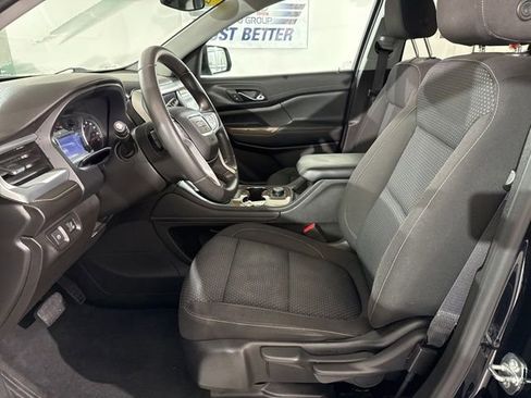 Used 2022 GMC Acadia SLE image 19