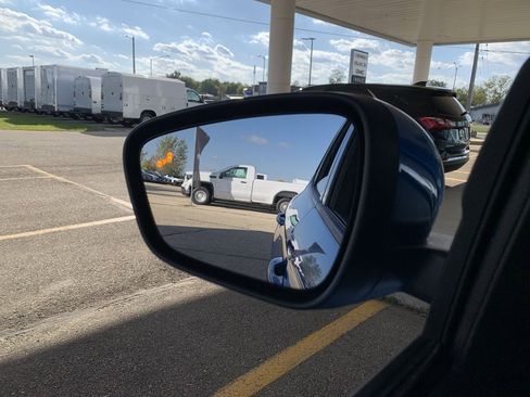 Used 2021 Ford Escape SEL image 6