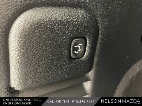 Used 2017 Jeep Grand Cherokee Limited w/ Luxury Group II image 44