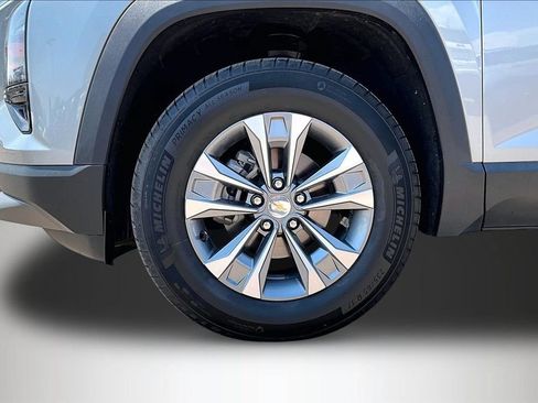 Used 2025 Chevrolet Equinox LT w/ Convenience Package II AWD/4WD image 34