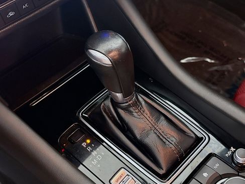 Used 2021 MAZDA MAZDA6 Carbon Edition image 20