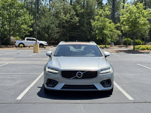 Used 2018 Volvo V90 T5 R-Design FWD image 2