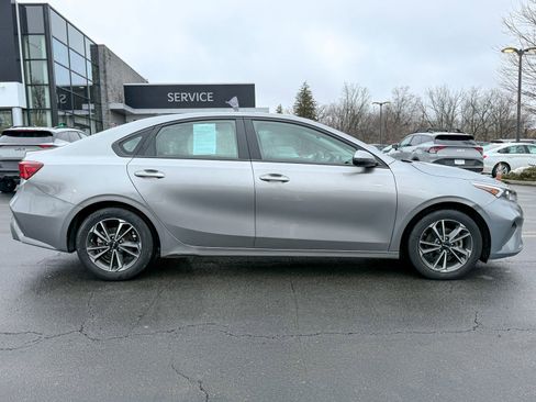Certified 2023 Kia Forte LXS w/ LXS Technology Package image 4
