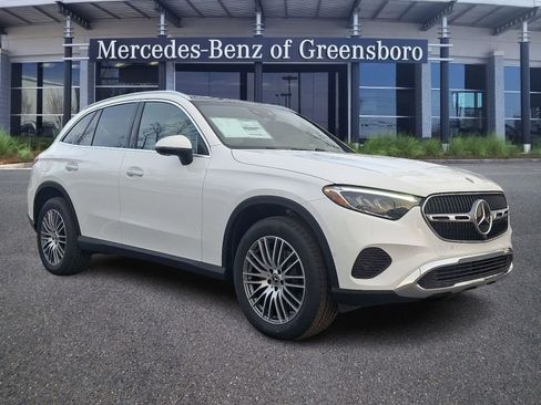 New 2026 Mercedes-Benz GLC 300 4MATIC image 2