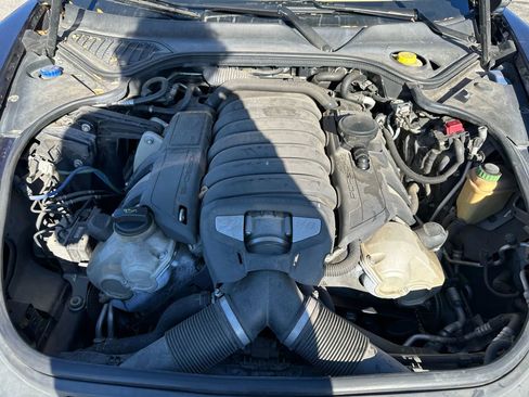 Used 2010 Porsche Panamera S image 19