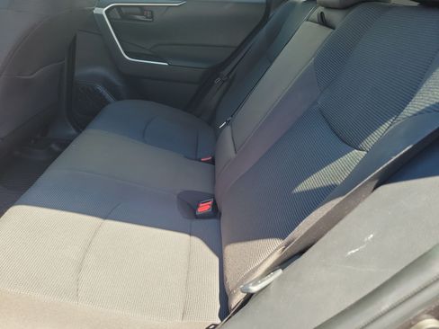 Used 2023 Toyota RAV4 LE FWD image 11