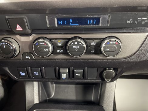 Used 2021 Toyota Tacoma SR5 image 23