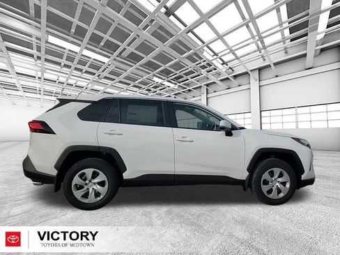 Used 2025 Toyota RAV4 LE image 2