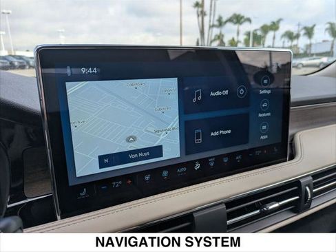 New 2025 Lincoln Corsair Reserve image 8