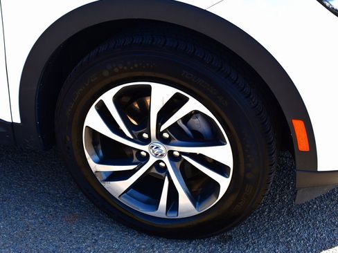 Used 2023 Buick Envision Essence image 6