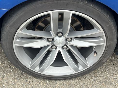 Used 2017 Chevrolet Camaro LT w/ RS Package image 14