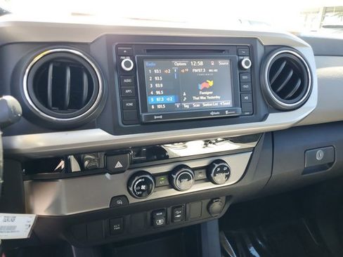 Used 2018 Toyota Tacoma SR5 image 23