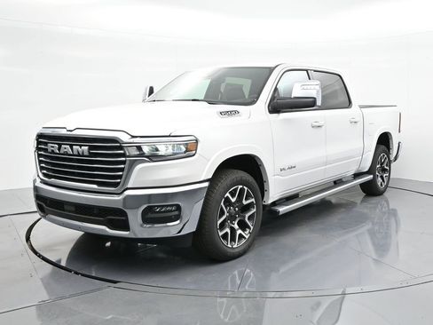 New 2025 RAM 1500 Laramie w/ Trailer Tow Group image 7