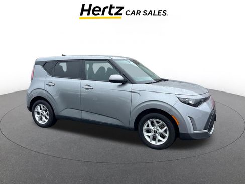 Used 2025 Kia Soul LX w/ LX Technology Package image 1