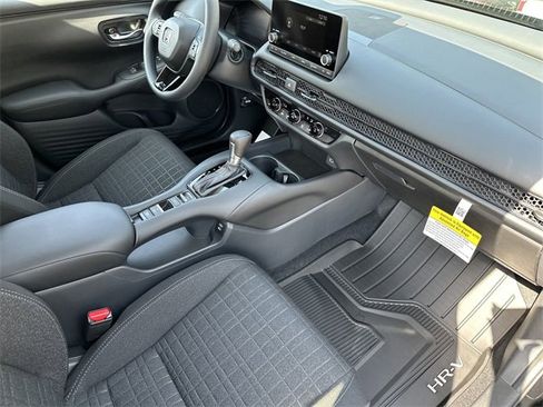 New 2025 Honda HR-V LX image 37