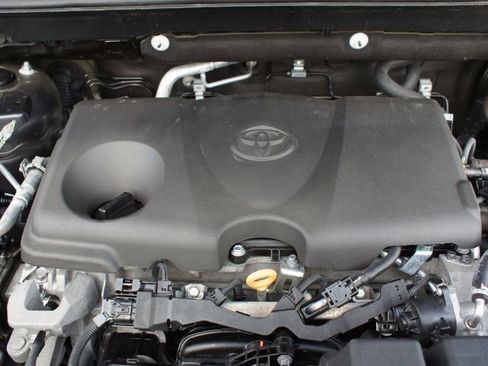 Used 2024 Toyota RAV4 XLE image 26