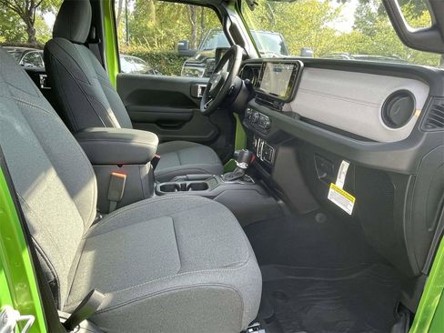 New 2025 Jeep Wrangler Sport S image 33