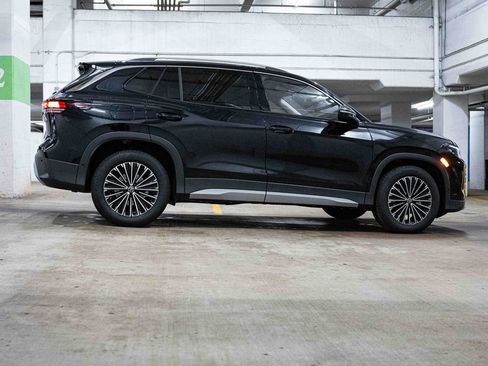 New 2026 Volkswagen Tiguan S image 7