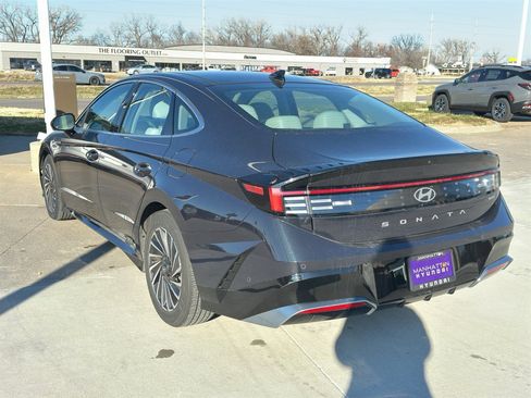 Used 2024 Hyundai Sonata Limited image 6