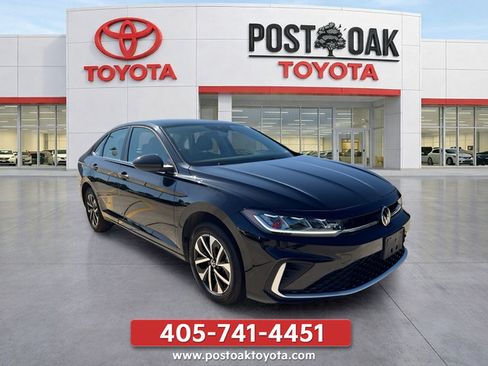 Used 2025 Volkswagen Jetta S FWD image 1