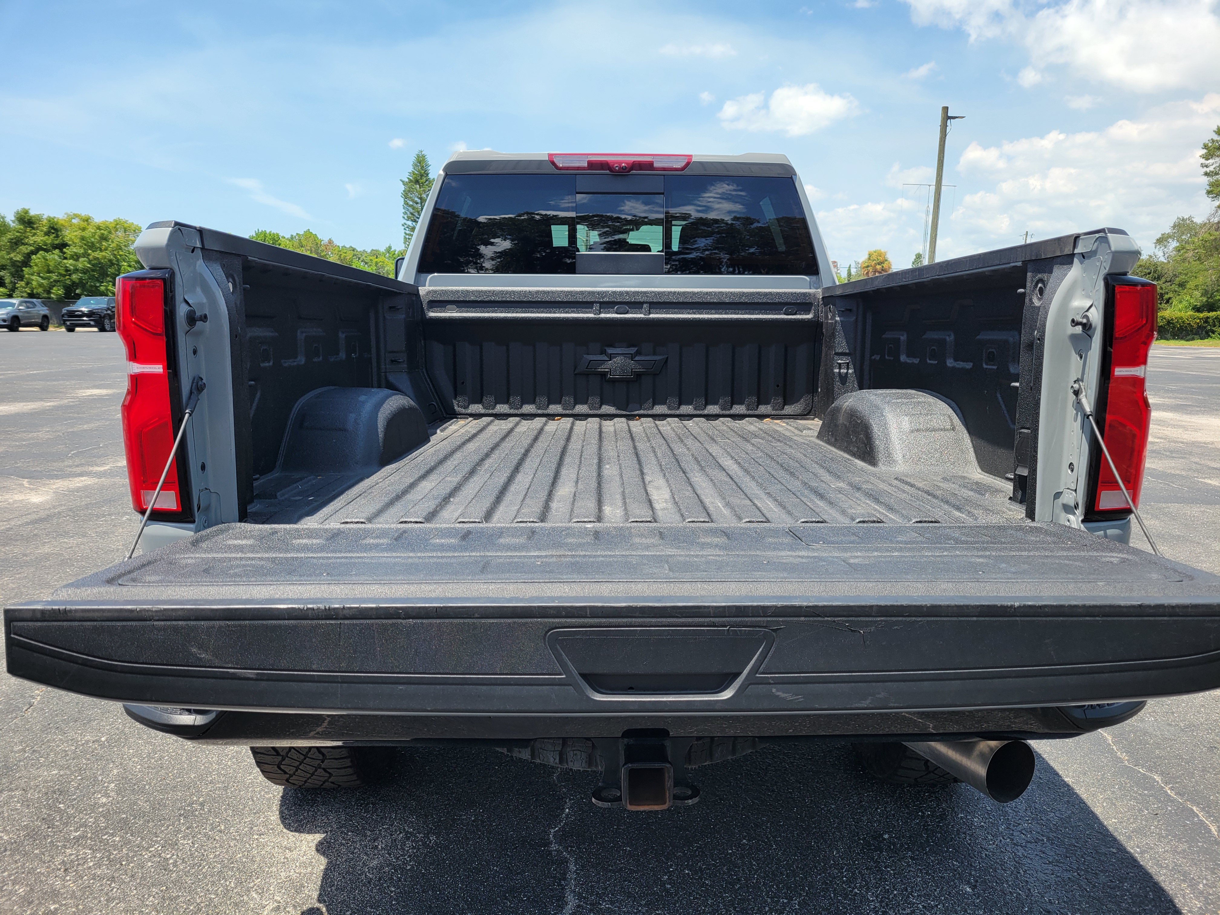 Certified 2025 Chevrolet Silverado 2500 ZR2 w/ Technology Package AWD/4WD image 7