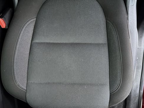 Used 2022 Chevrolet Traverse LT AWD/4WD image 18