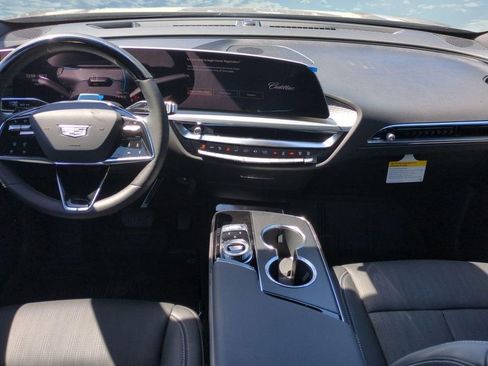 New 2026 Cadillac Lyriq Sport AWD/4WD image 13
